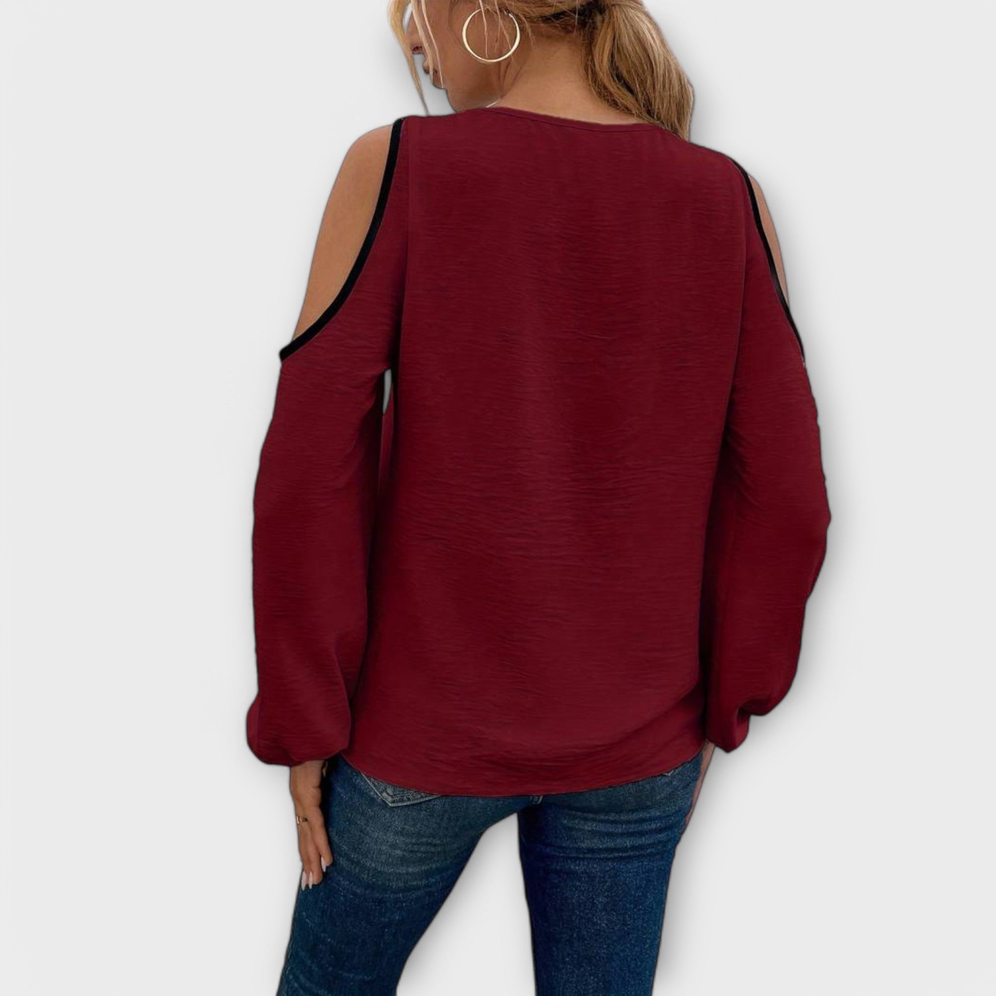Scarlett - Blouse with Square Neckline