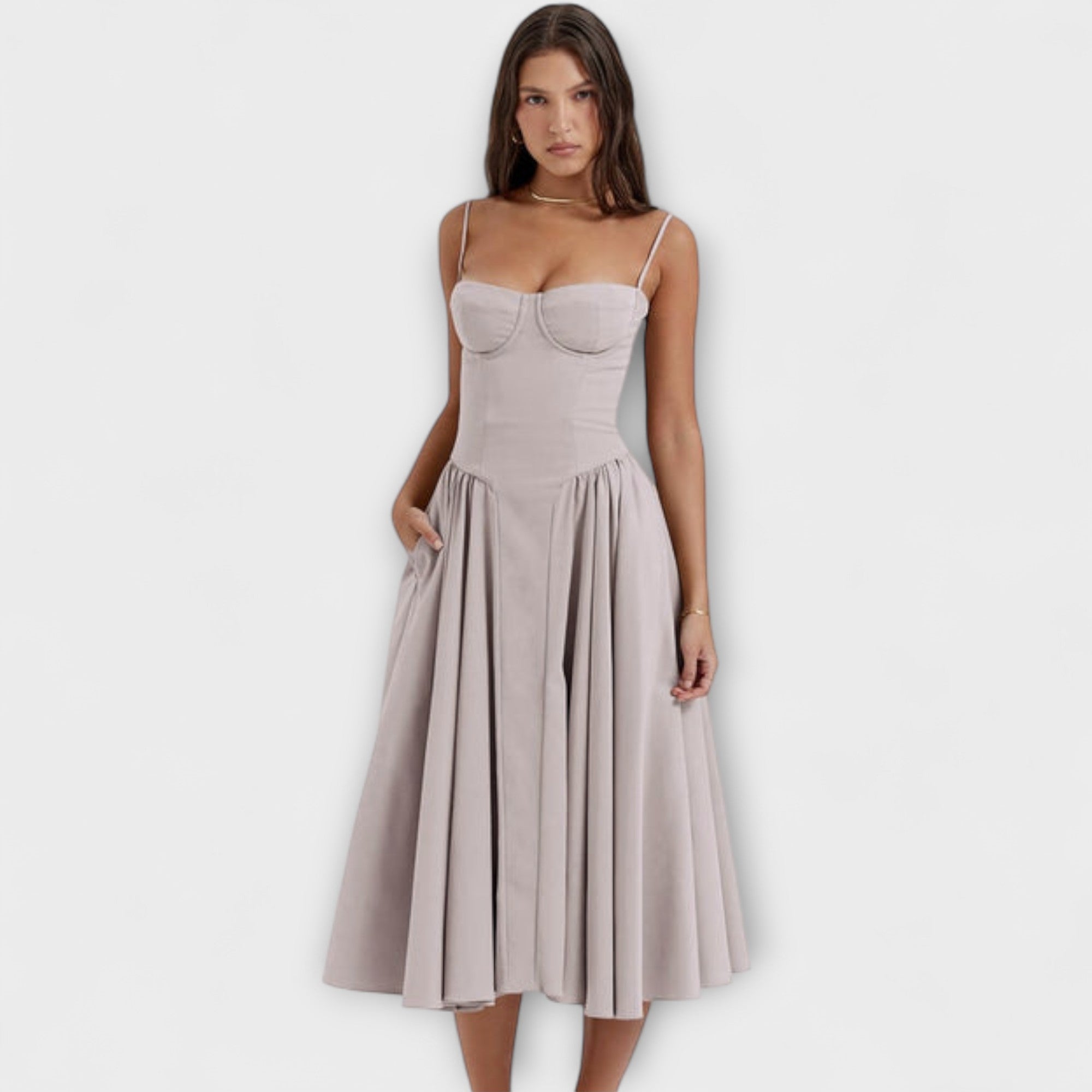 Rosalie - Sophisticated Sleeveless Lace Dress
