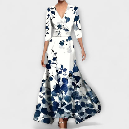 Alma - Elegant Dress with Sleeves